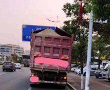 空運價格汕頭一大貨車超載208% 車主還玩花樣耍賴結果被罰