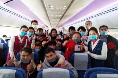 烏克蘭航空-新疆喀什242名農民工乘坐南航787夢想客機出疆務工（附圖）