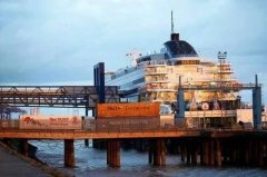 國際空運港口-英國再現集裝箱藏人案 內藏10人均來自非洲