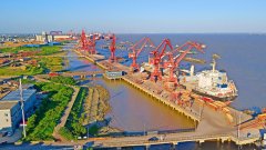 青島空運公司-靖江港貨物吞吐量逆勢增長