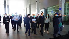 麥迪納空運(yùn)價(jià)格澳門機(jī)場新任執(zhí)委會成員實(shí)地考察凼仔客運(yùn)碼頭 研究第二候機(jī)