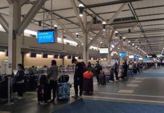 川航：一票難求下的堅守 讓每個座位都成為同胞回家的機會
-國際快遞訂艙