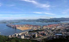 五艘20萬噸級船舶同時靠泊！打造大灣區(qū)國際航運(yùn)關(guān)鍵，鹽田港展示“硬核”實(shí)