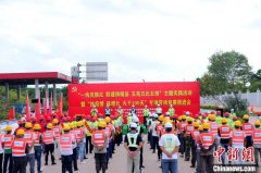 面對嚴峻的工期壓力
-弗里敦海運費