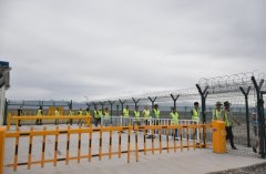 并及時向烏魯木齊國際機場分公司安全檢查總站申請調配人員增補
-空運訂艙