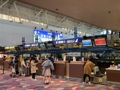 不變的是東航北京人一如既往的優質服務
-澳大利亞空派